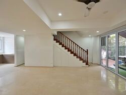 Loyang Court (D17), Terrace #570589611